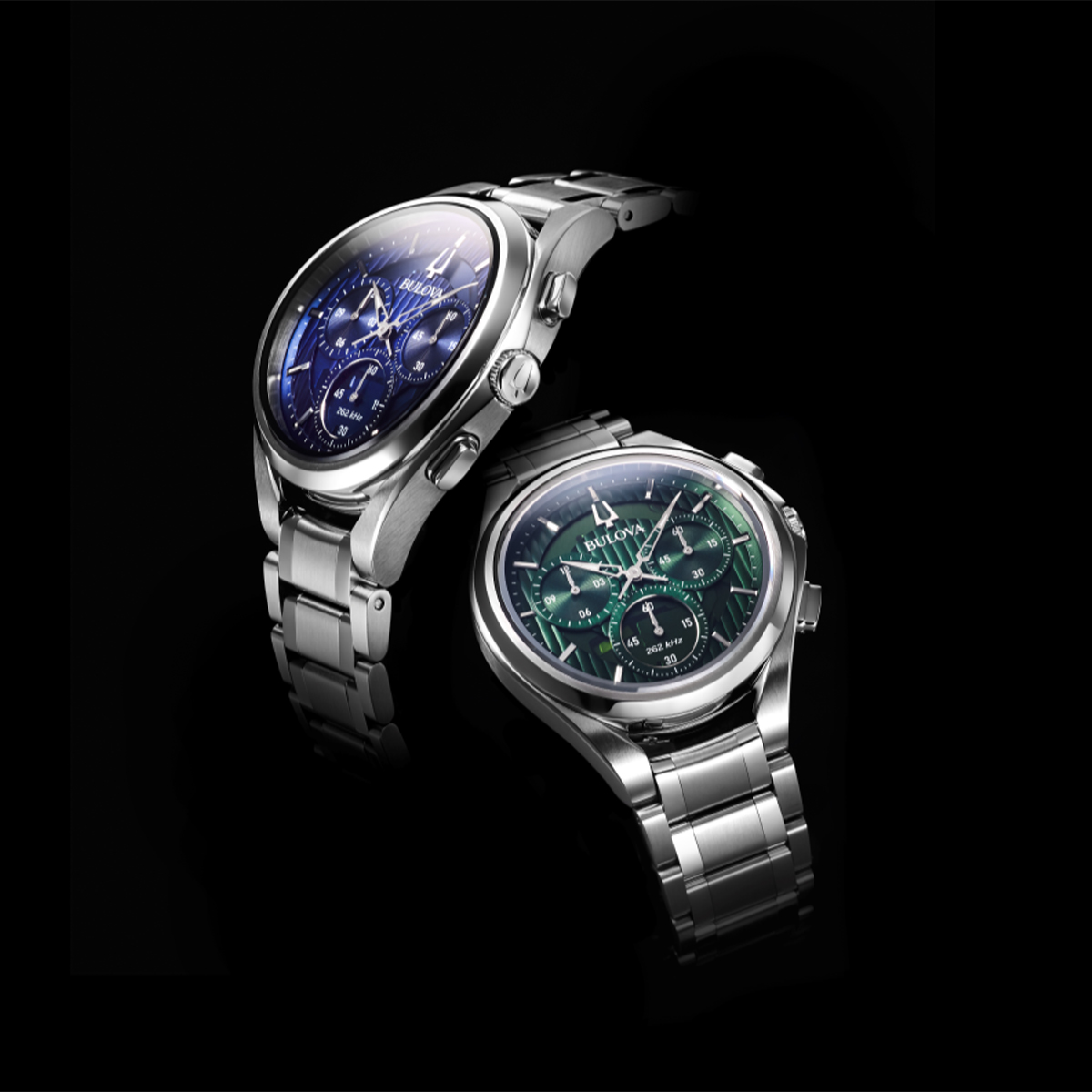 世界初のカーブした高精度クロノグラフムーブメントを搭載 ＜カーブ