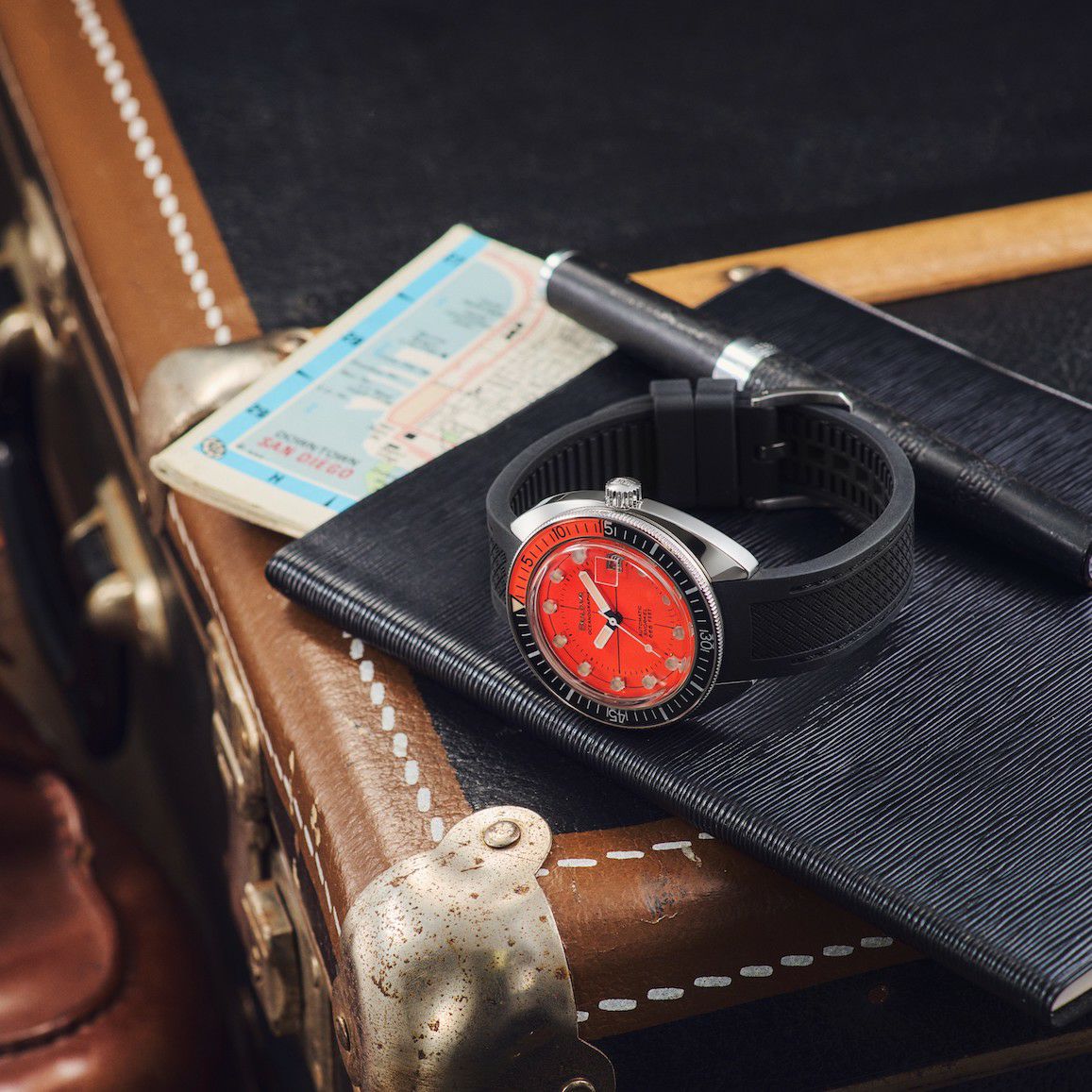 96B321  BULOVA/ブローバ  デビルダイバー 腕時計 ステンレススチール 自動巻き/オートマ 紺/オレンジ メンズ【中古】【真子質店】【GD】【MaSx】 96B321 BULOVA/ブローバ デビルダイバー 腕時計 ステンレススチール