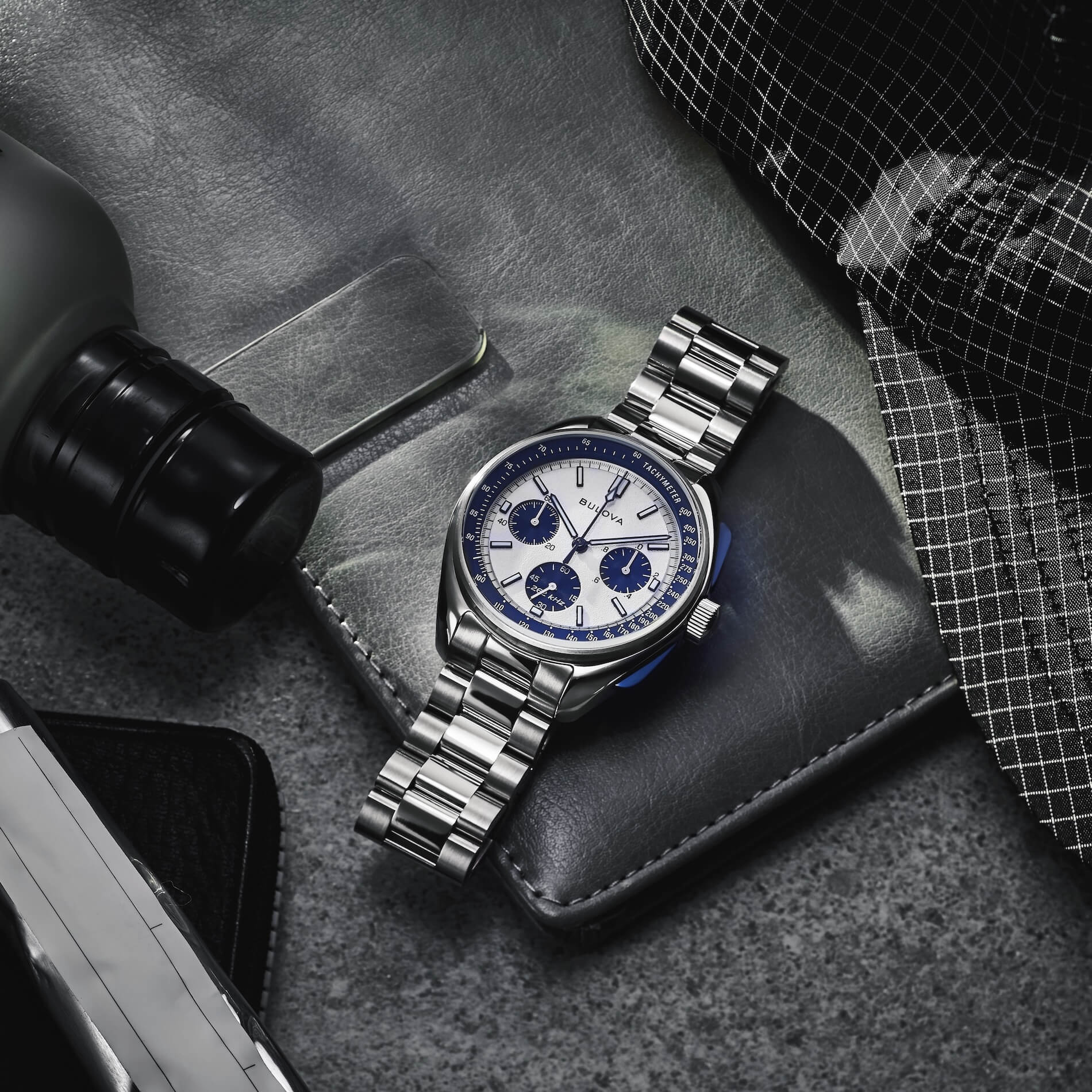 アーカイブスシリーズ ルナ パイロット クロノグラフ 98K112 | BULOVA